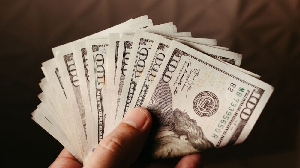 A new type of bank fraud involving cash withdrawals was